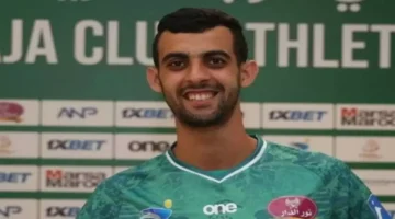 دموع الوداع.. يوسف بلعمري يوجه رسالة مؤثرة لجمهور الرجاء قبل الانتقال إلى الأهلي